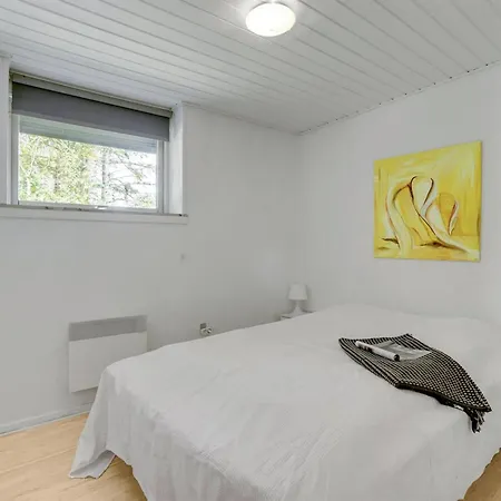 Naumka - 200m To The Fjord By Interhome Casa de Férias